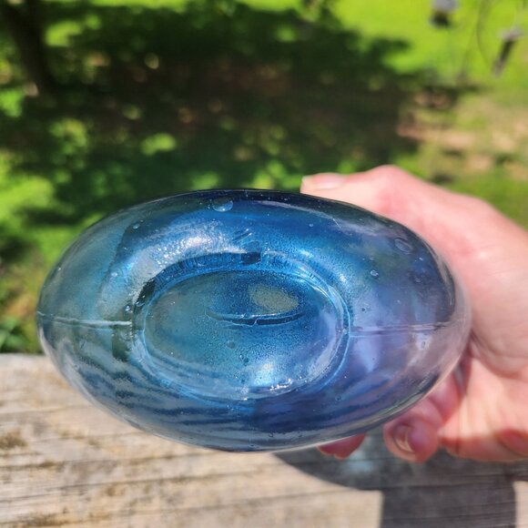 Blue Art Glass Vase Ruffle Top Organic Shape Air Bubbles Swirl Optic Design 6" V - Picture 4 of 8